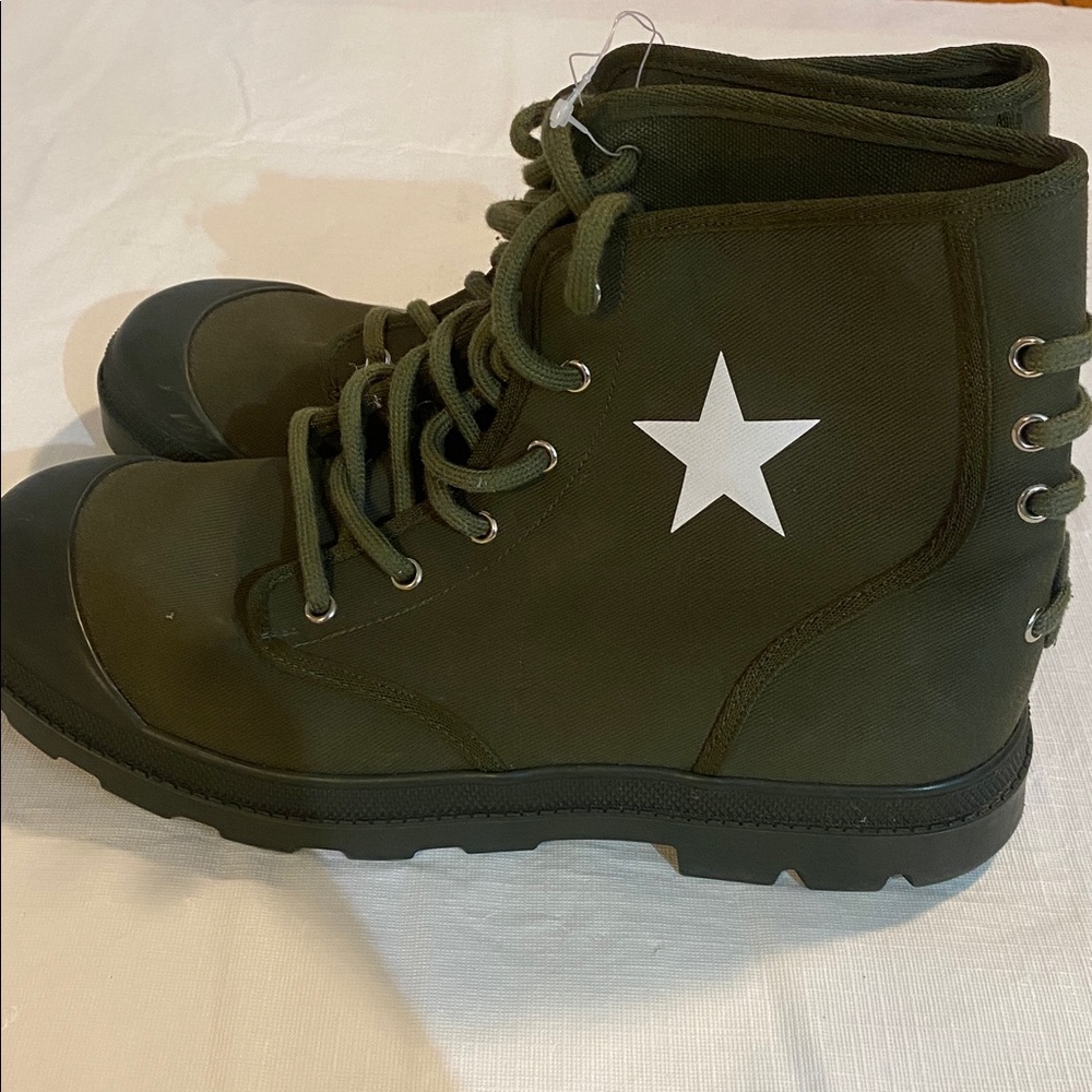 Givenchy Olympus canvas lace up combat boots men’s size 43 10 Olive green